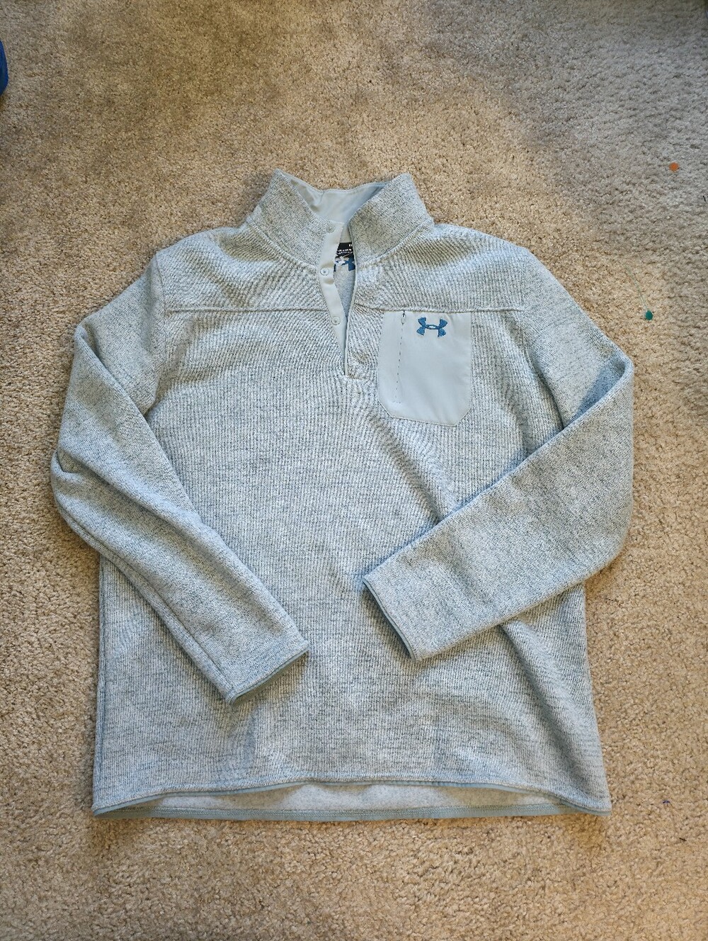 Under Armour - Picture 1 of 4